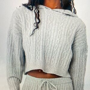 Cable Knit Hoodie | Size Smalll